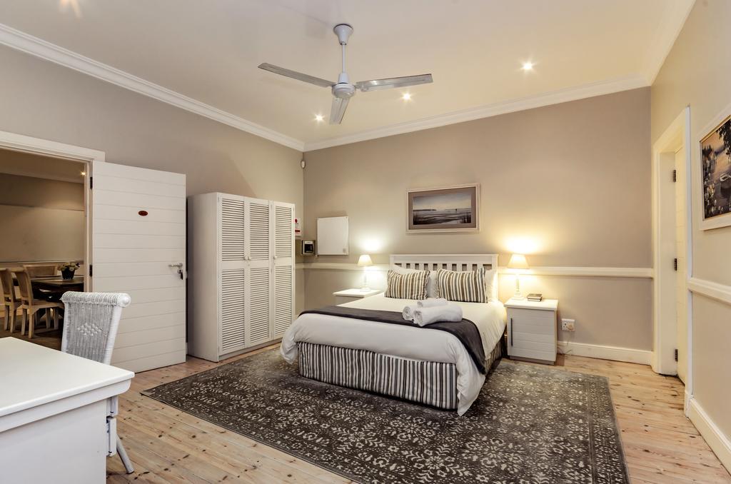 First Avenue Guesthouse Port Elizabeth Eksteriør bilde